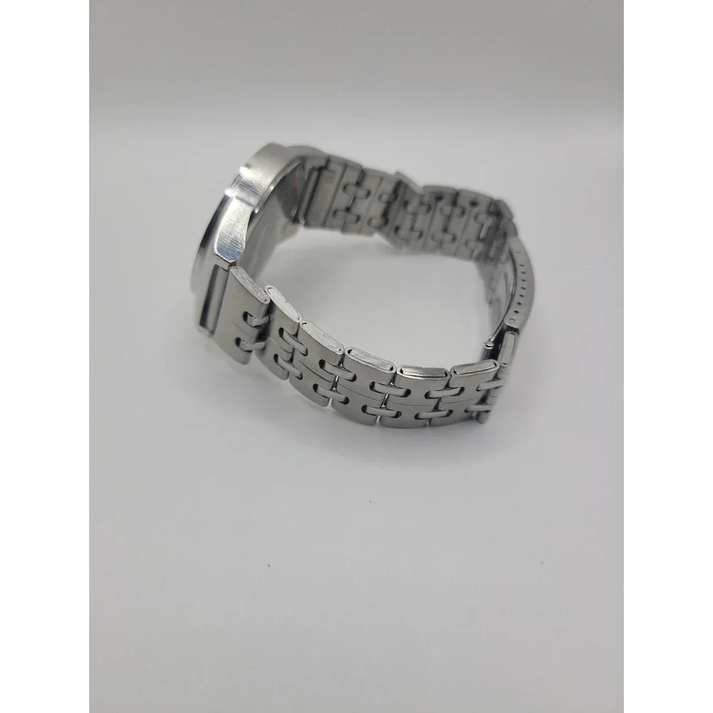 Indianapolis Colts NFL Watch Silver Tone Horseshoe Logo Quartz Wristwatch